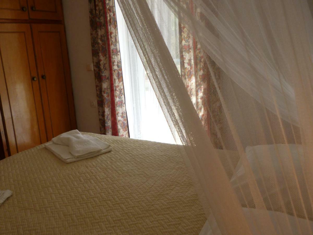 Giannis Apartamento Agios Georgios Pagon Exterior foto