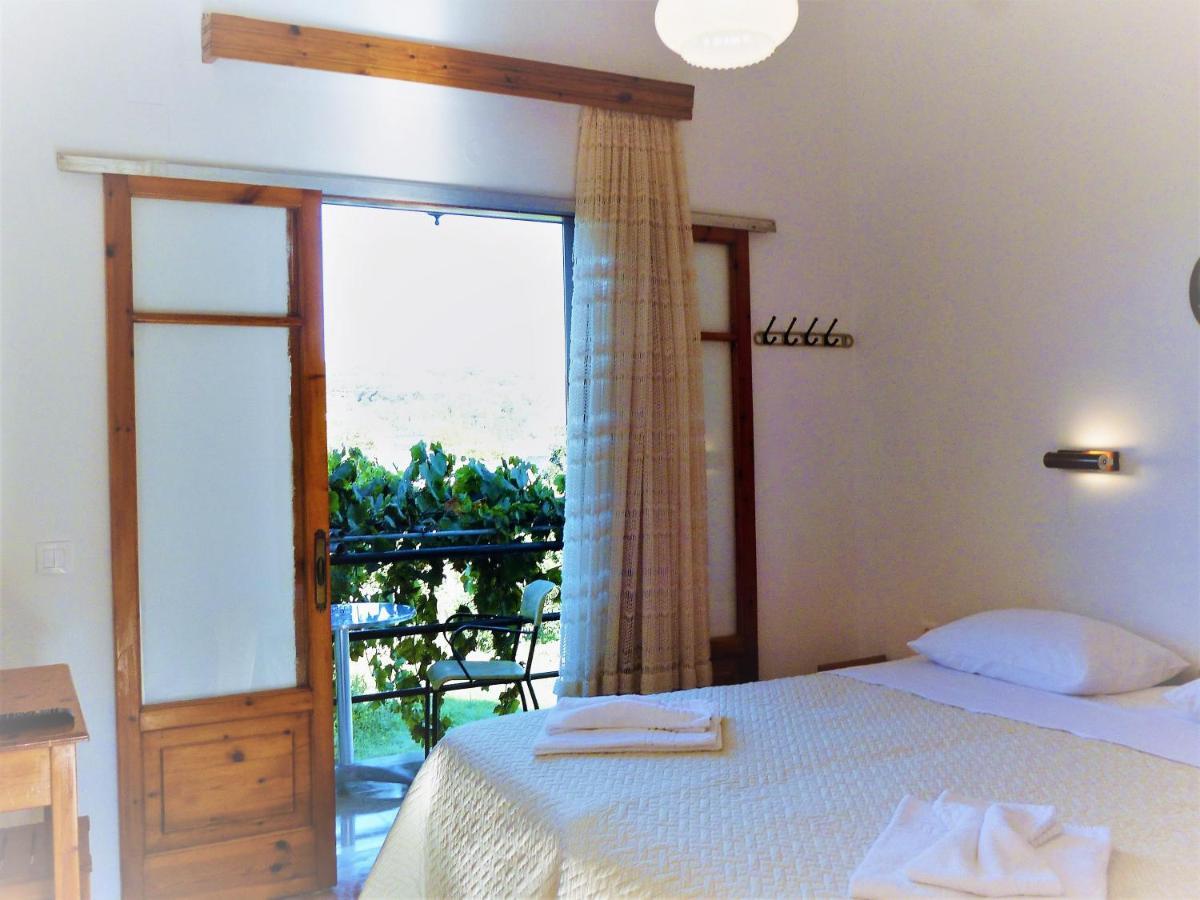 Giannis Apartamento Agios Georgios Pagon Exterior foto